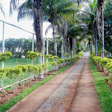 Chácara Inribas Villa Goiania Bagian luar foto